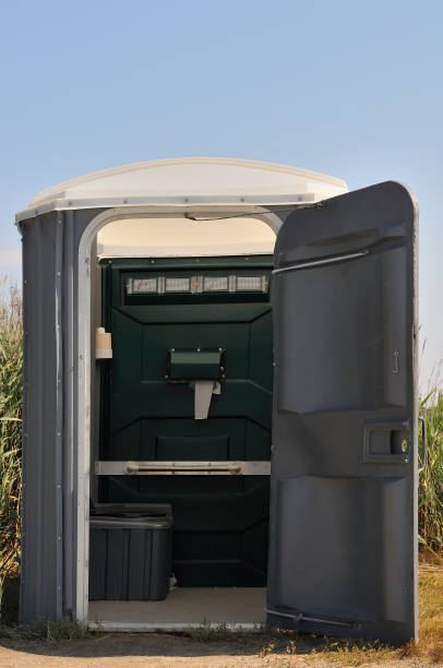 Best Portable restroom trailer rental  in Ontonagon, MI
